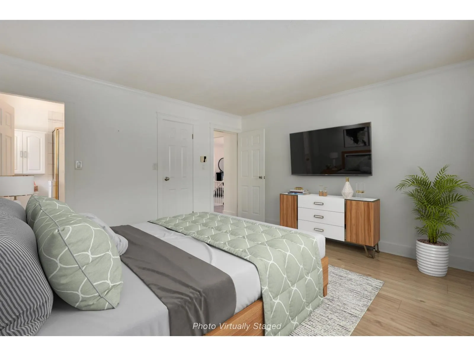 6488 SUNSHINE PLACE