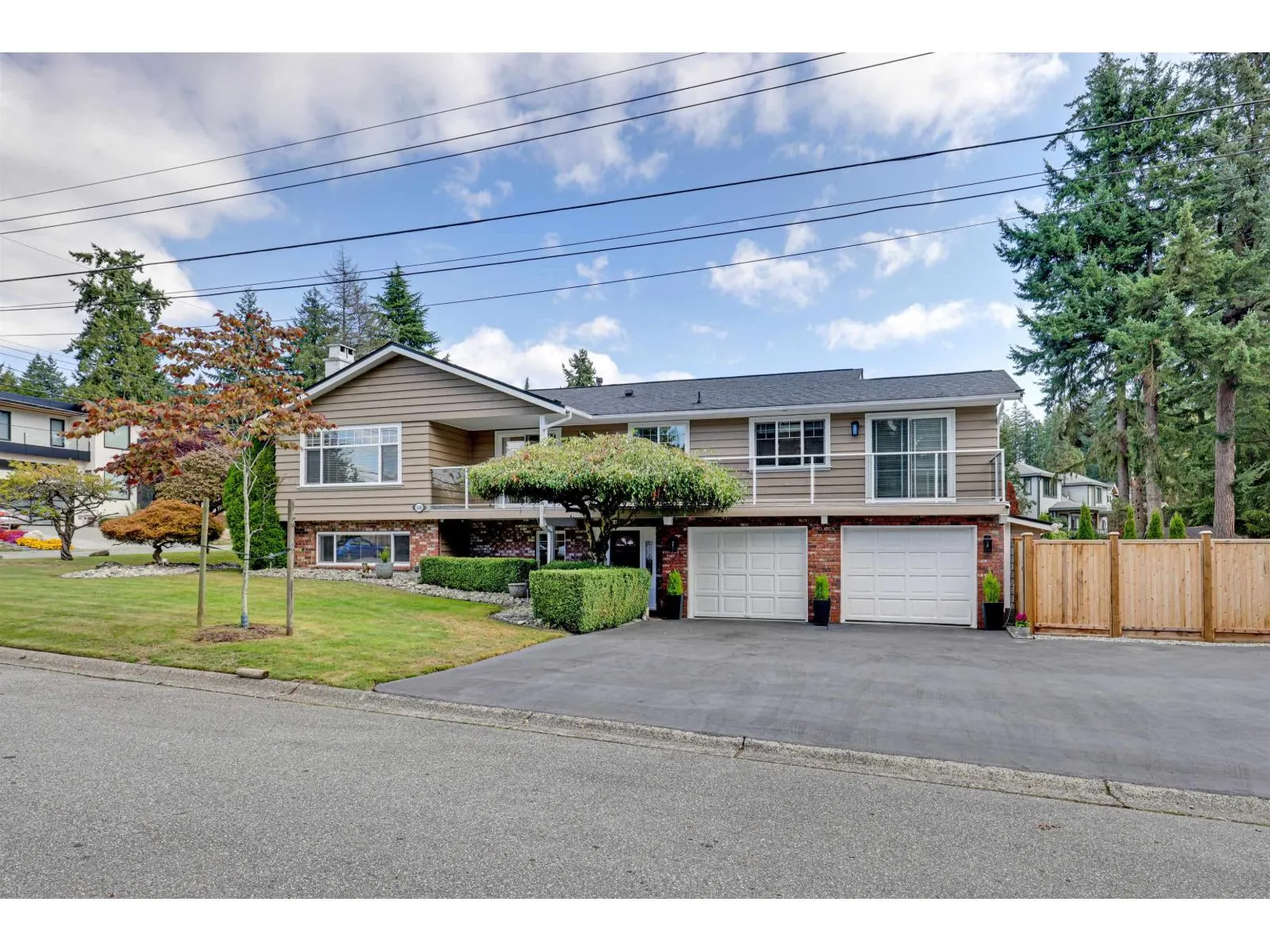 6488 SUNSHINE PLACE