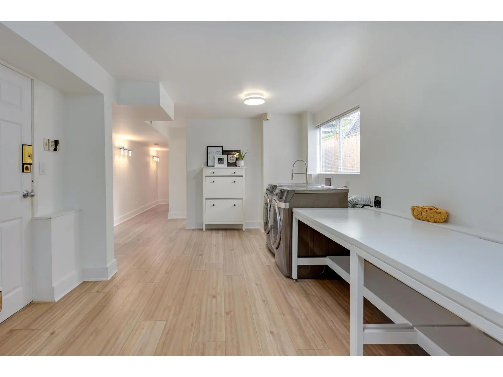 6488 SUNSHINE PLACE