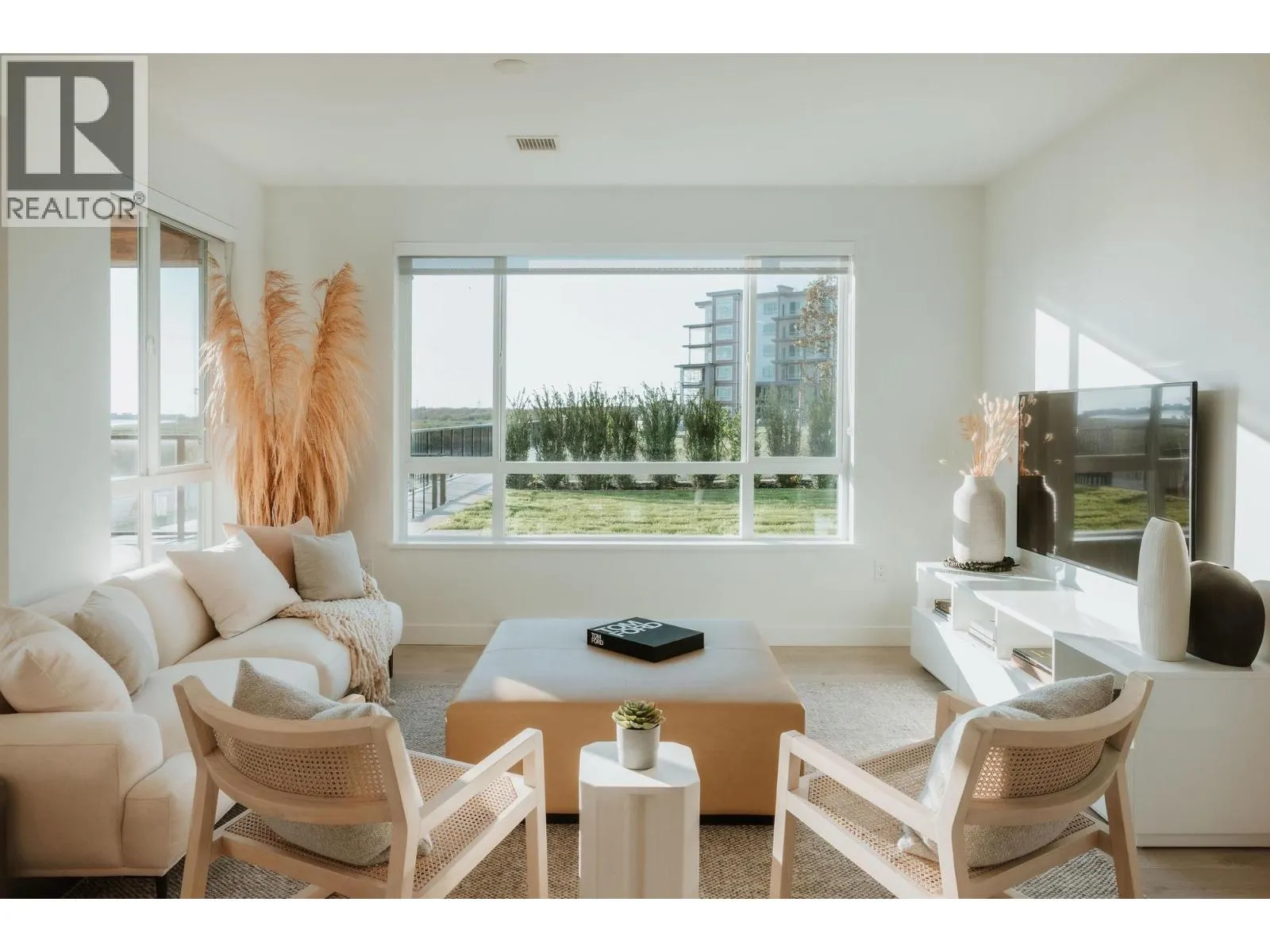 108 2431 RABBIT DRIVE