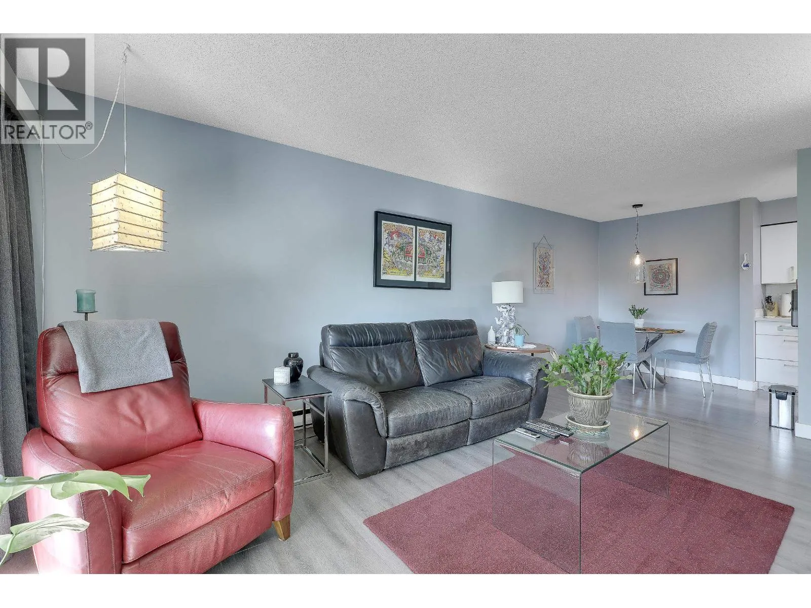 409 9857 MANCHESTER DRIVE