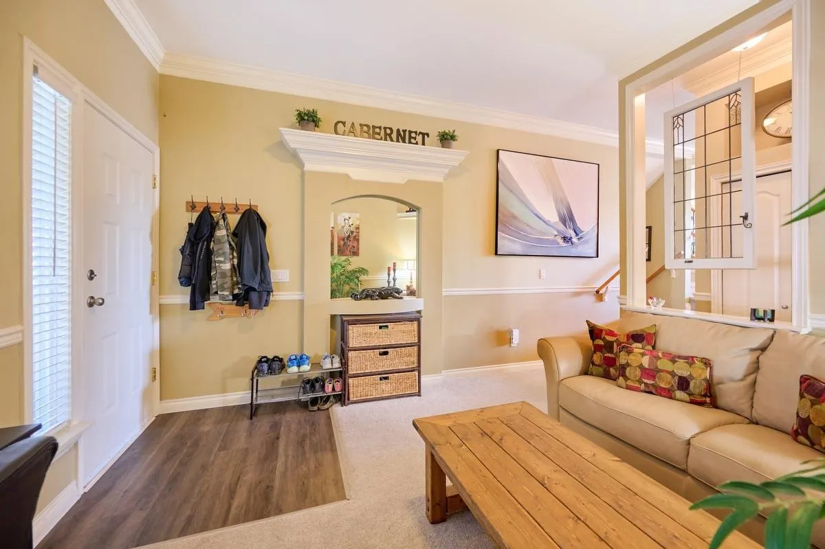 114 8888 216TH STREET