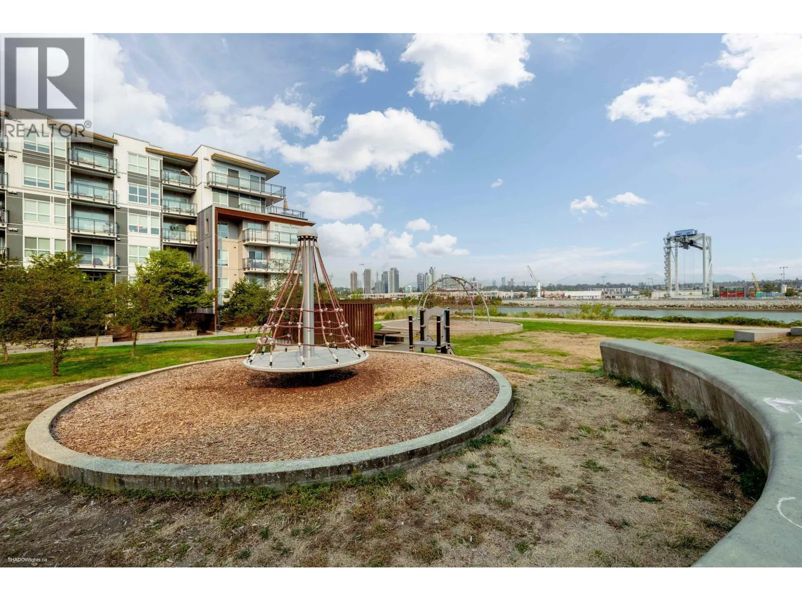 114 10177 RIVER DRIVE
