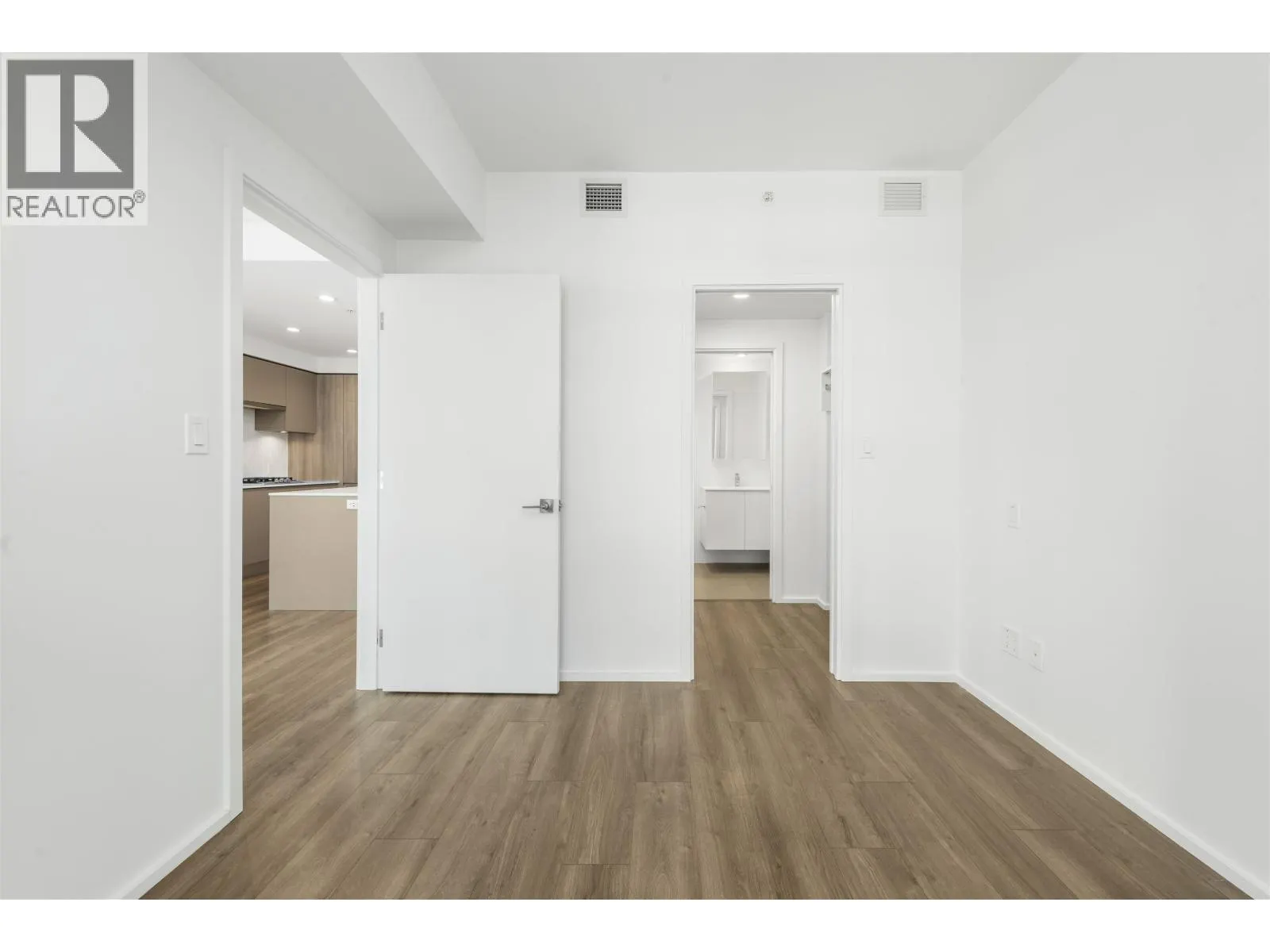 1305 3809 EVERGREEN PLACE
