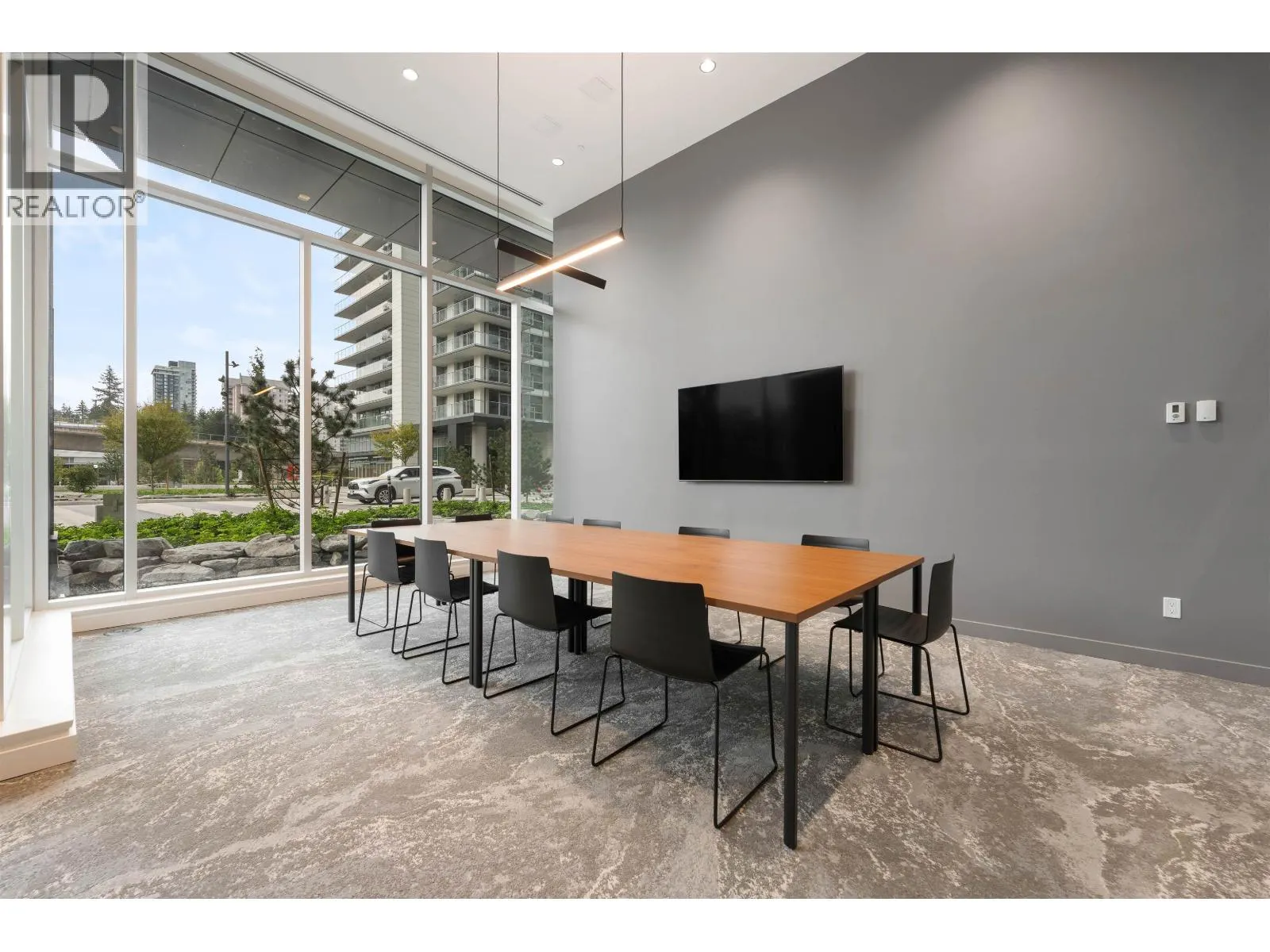 1305 3809 EVERGREEN PLACE