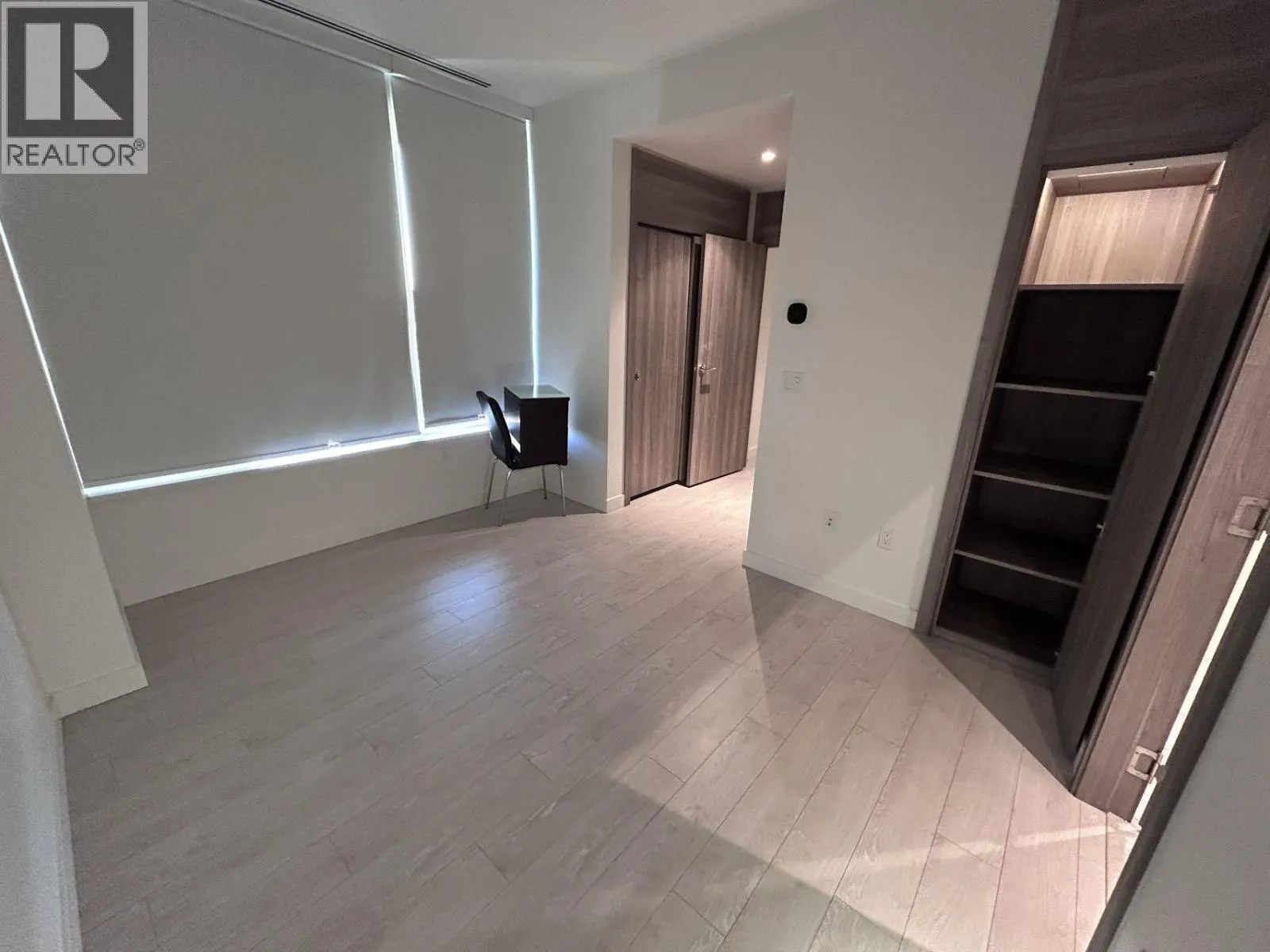 TH-03 8555 CAPSTAN WAY