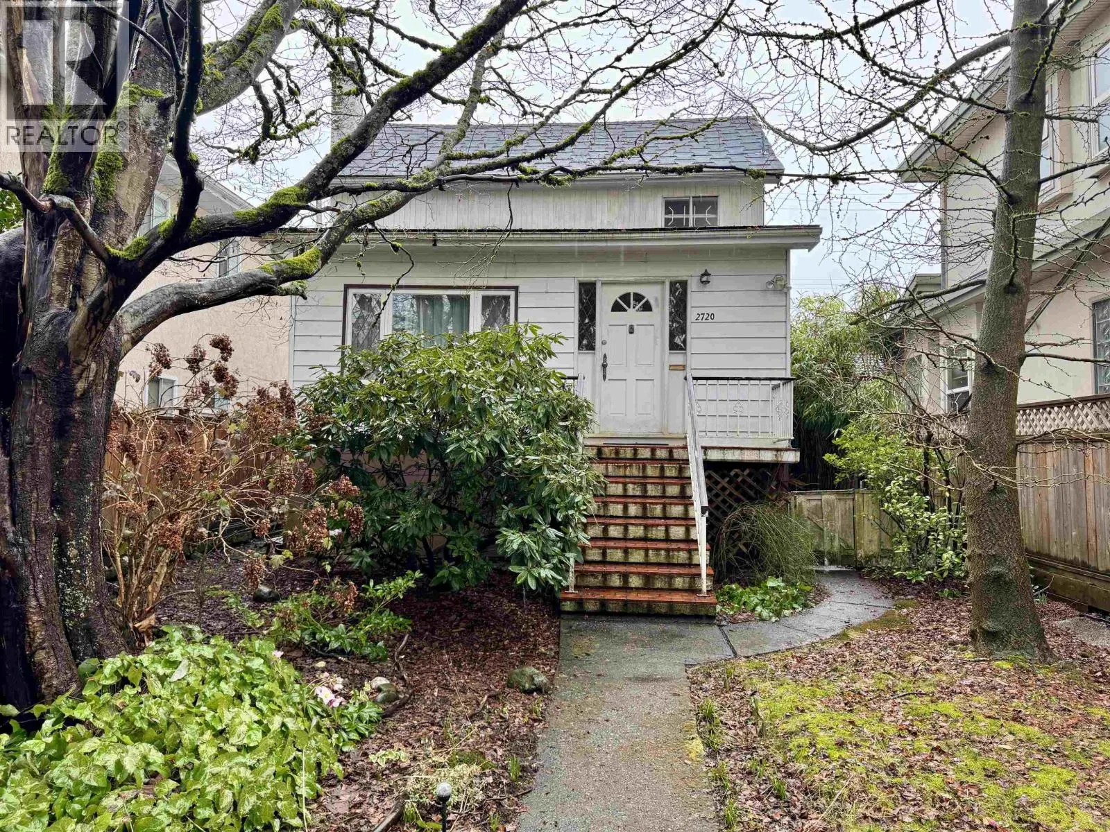 2720 W 24TH AVENUE