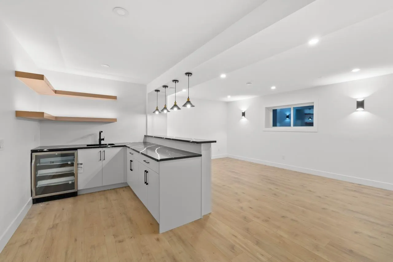 36074 SOUTHRIDGE PLACE