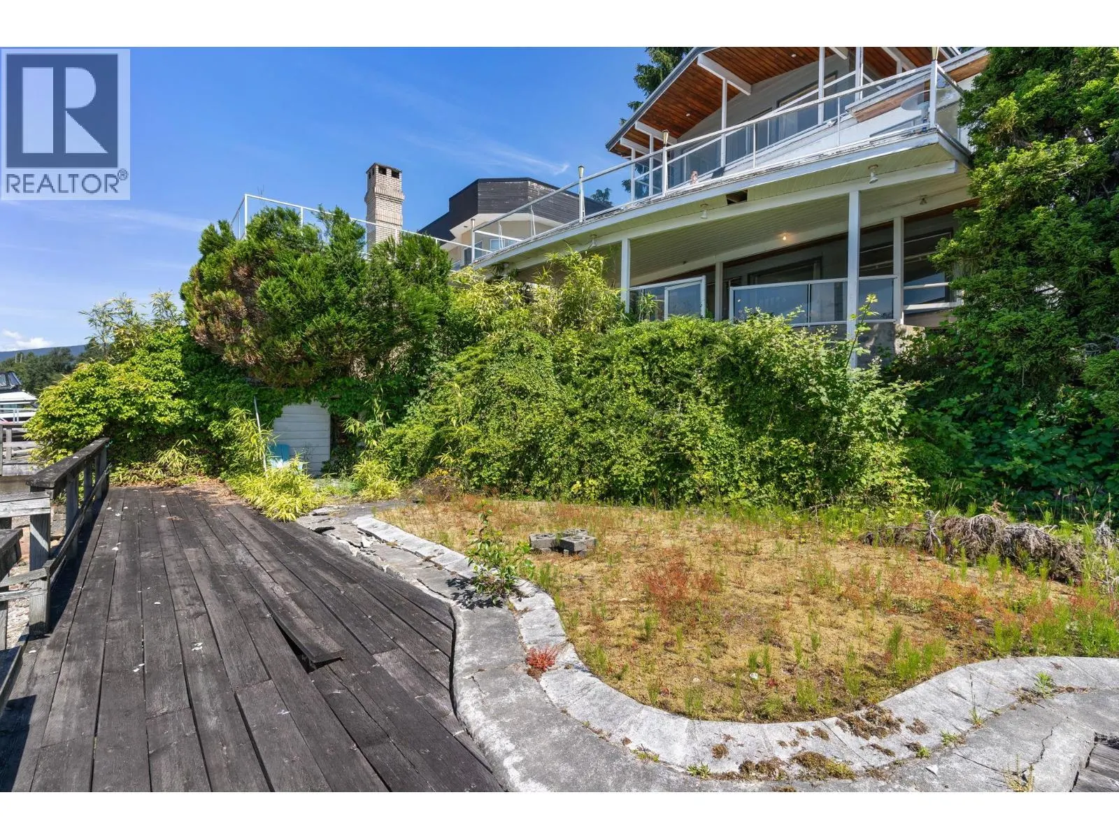 1208 ALDERSIDE ROAD