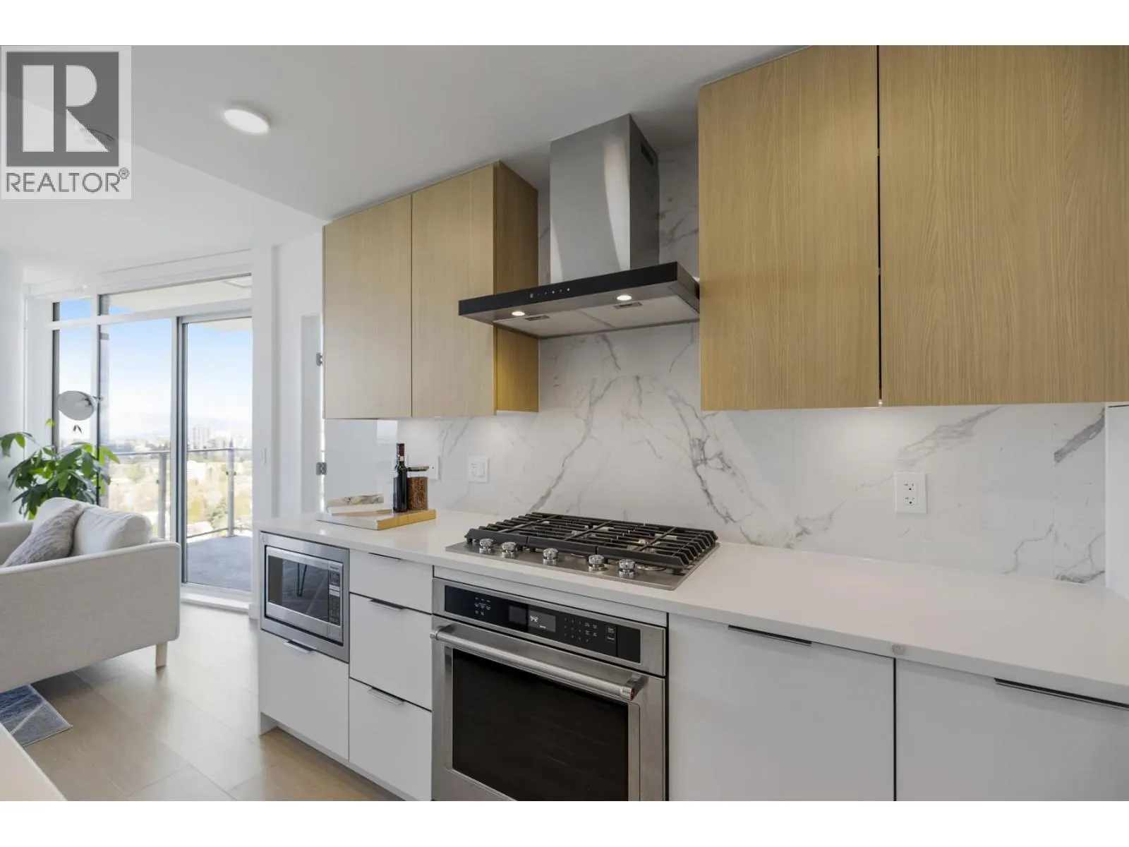 2602 7683 PARK CRESCENT