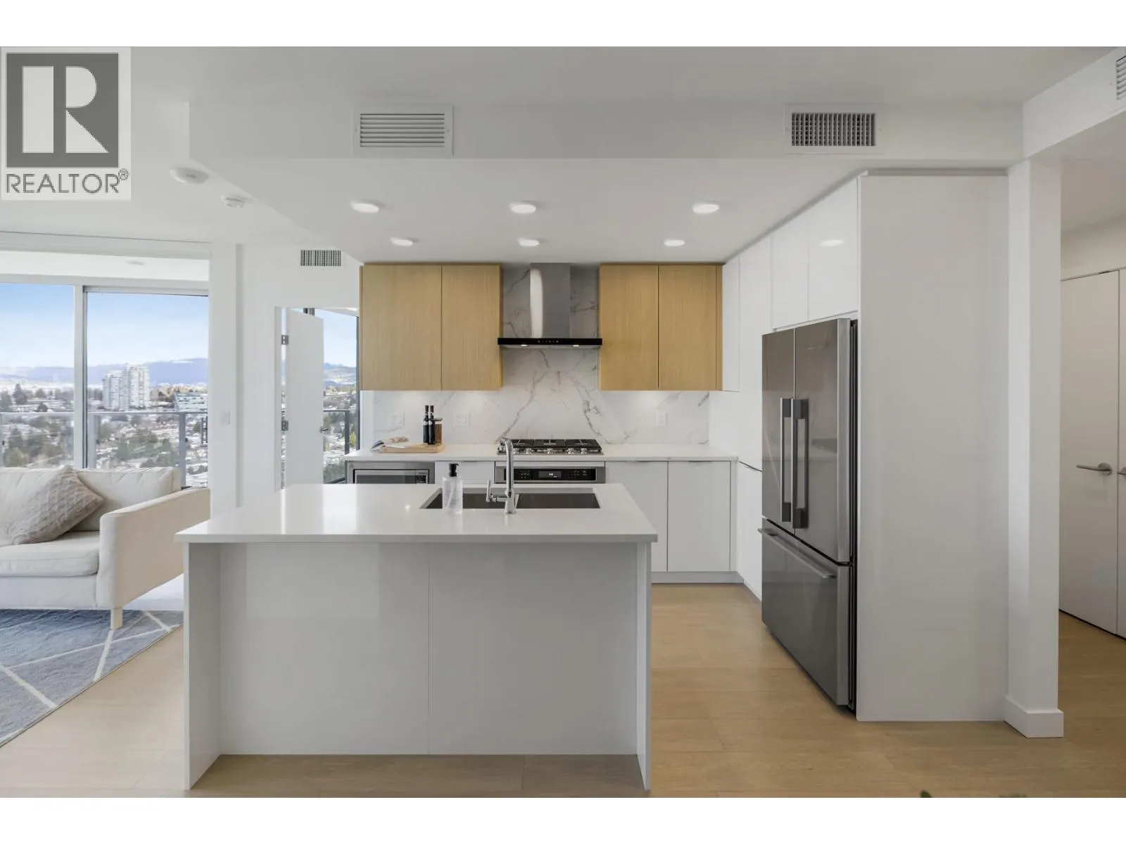 2602 7683 PARK CRESCENT