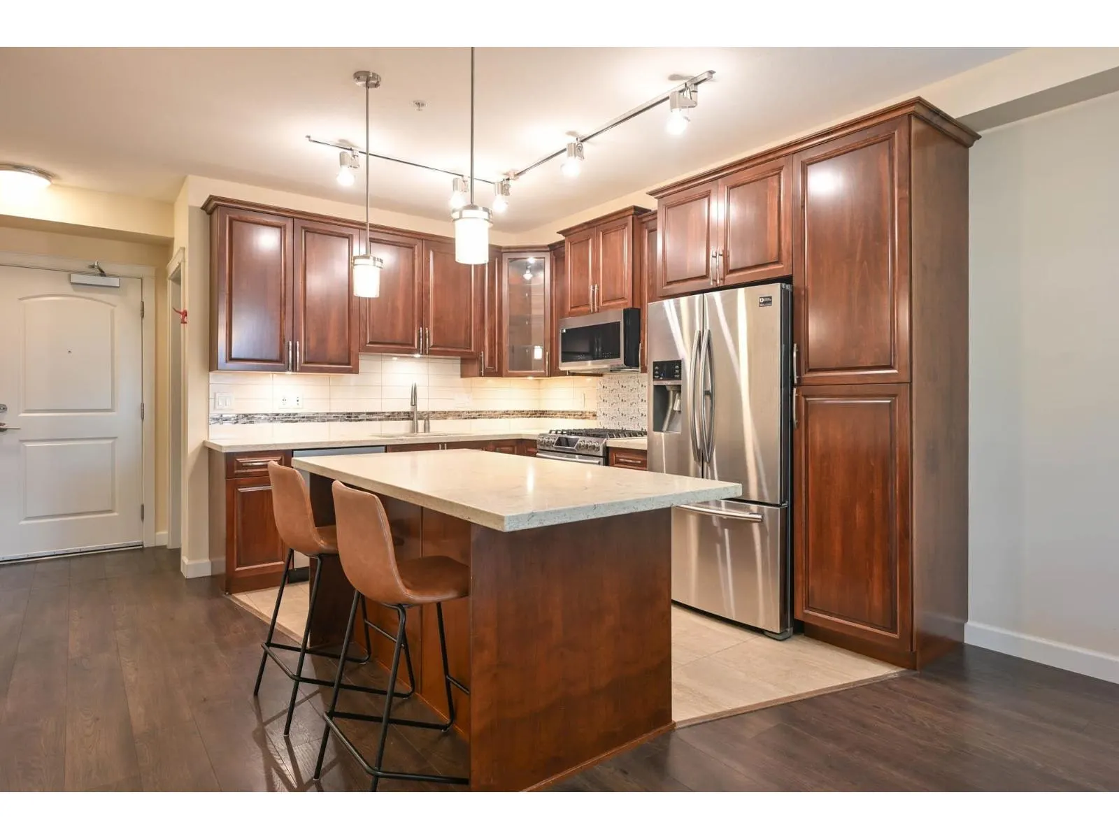 B222 20716 WILLOUGHBY TOWN CENTER DRIVE