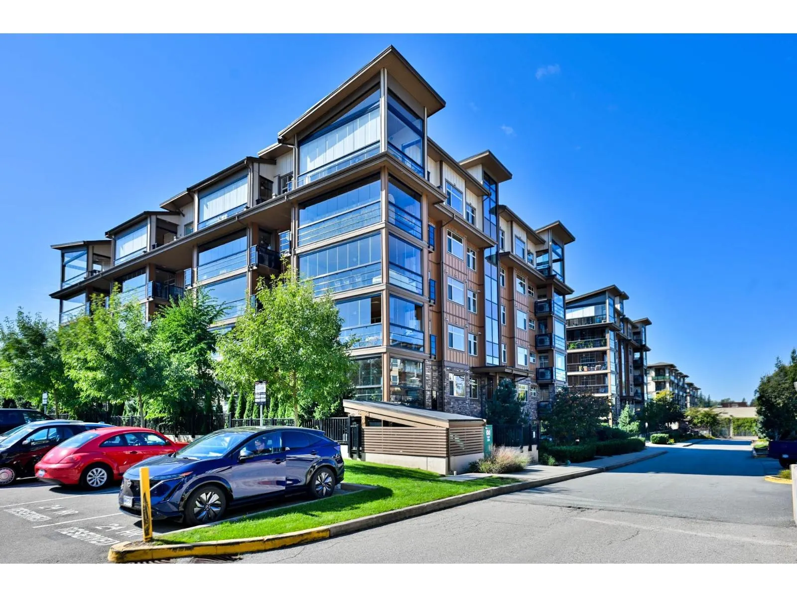 B222 20716 WILLOUGHBY TOWN CENTER DRIVE