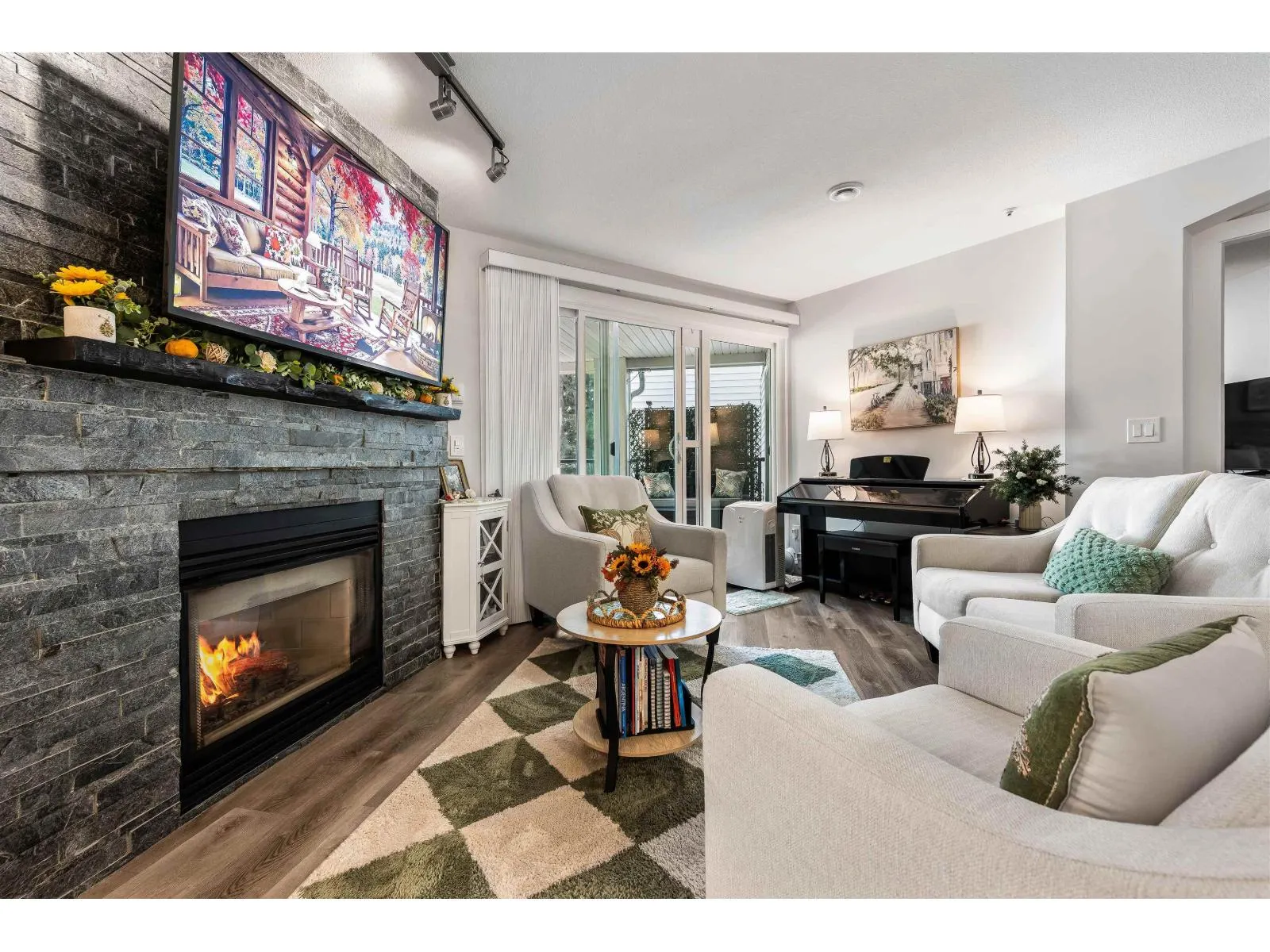 210 20976 56 AVENUE