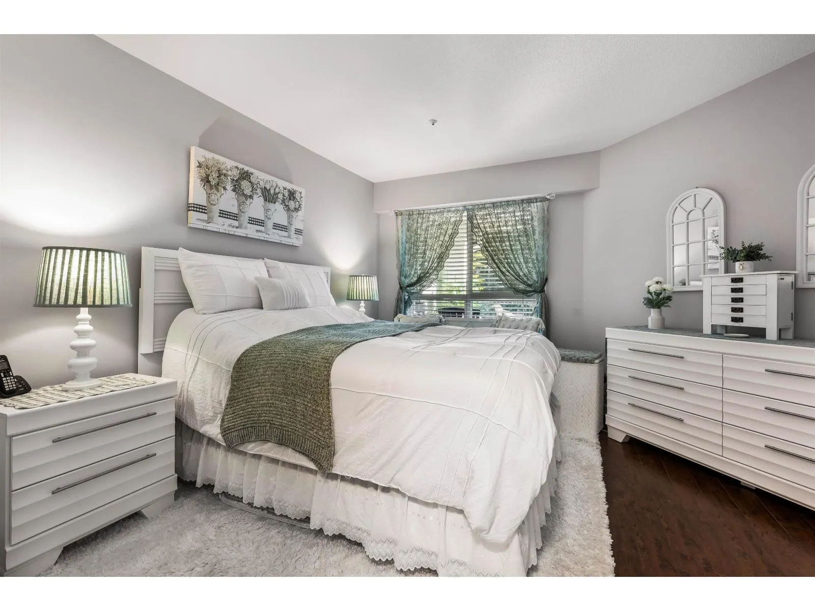 210 20976 56 AVENUE