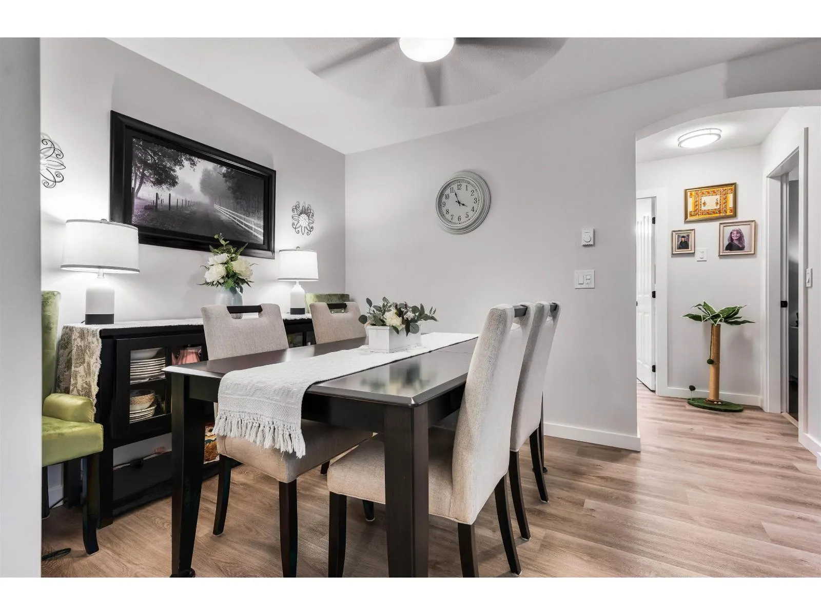 210 20976 56 AVENUE