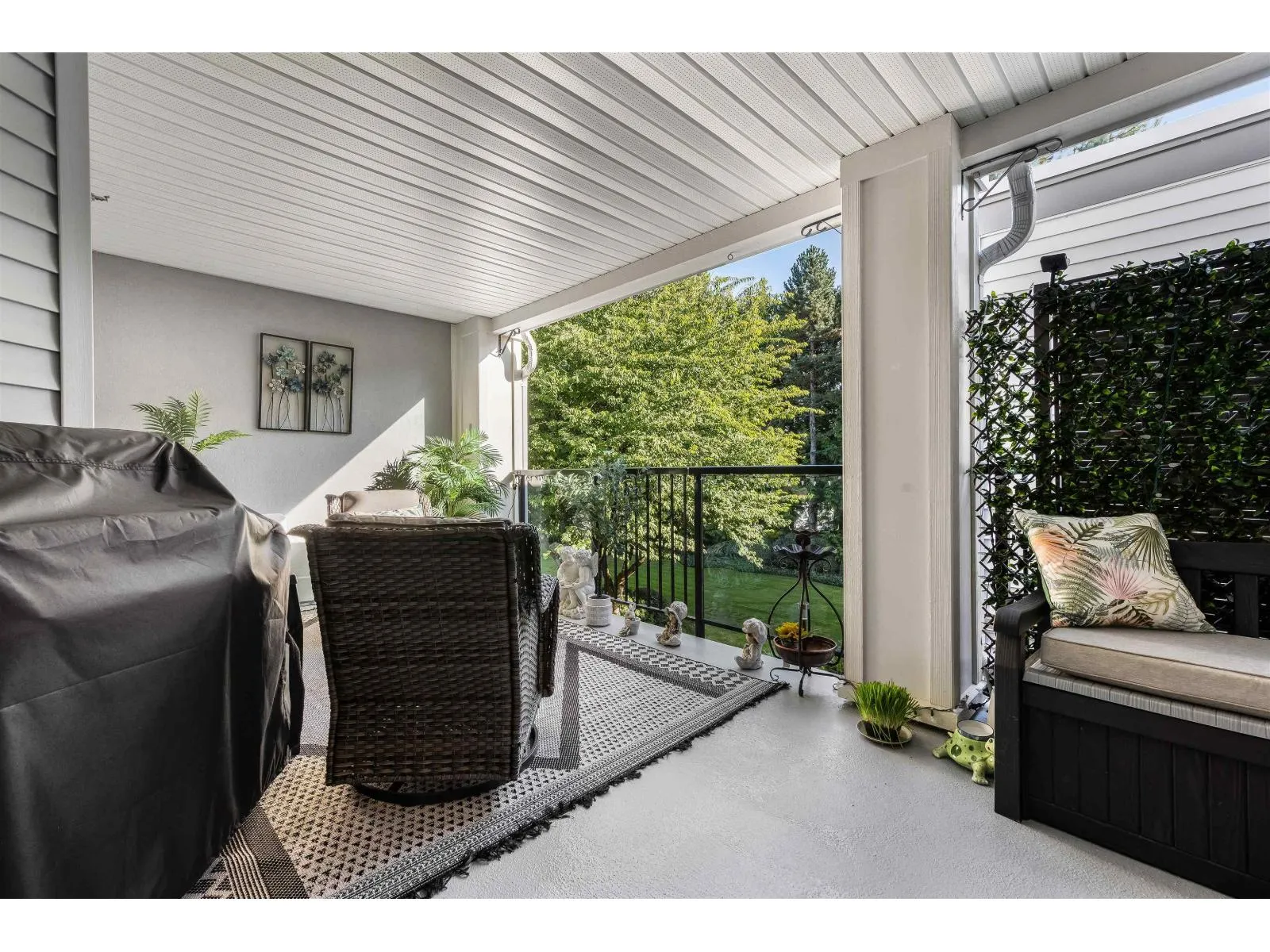 210 20976 56 AVENUE
