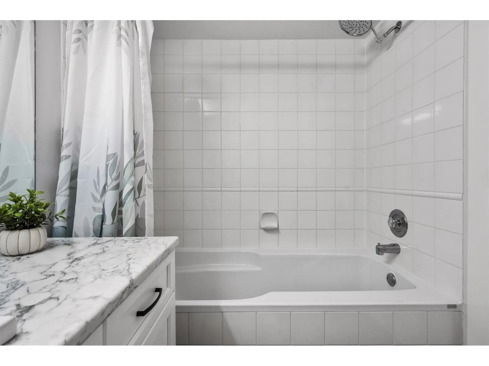 210 20976 56 AVENUE