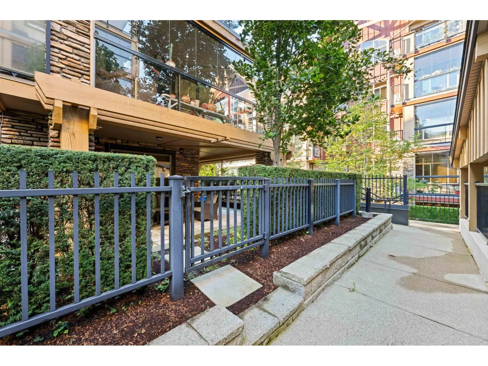 104 8258 207A STREET