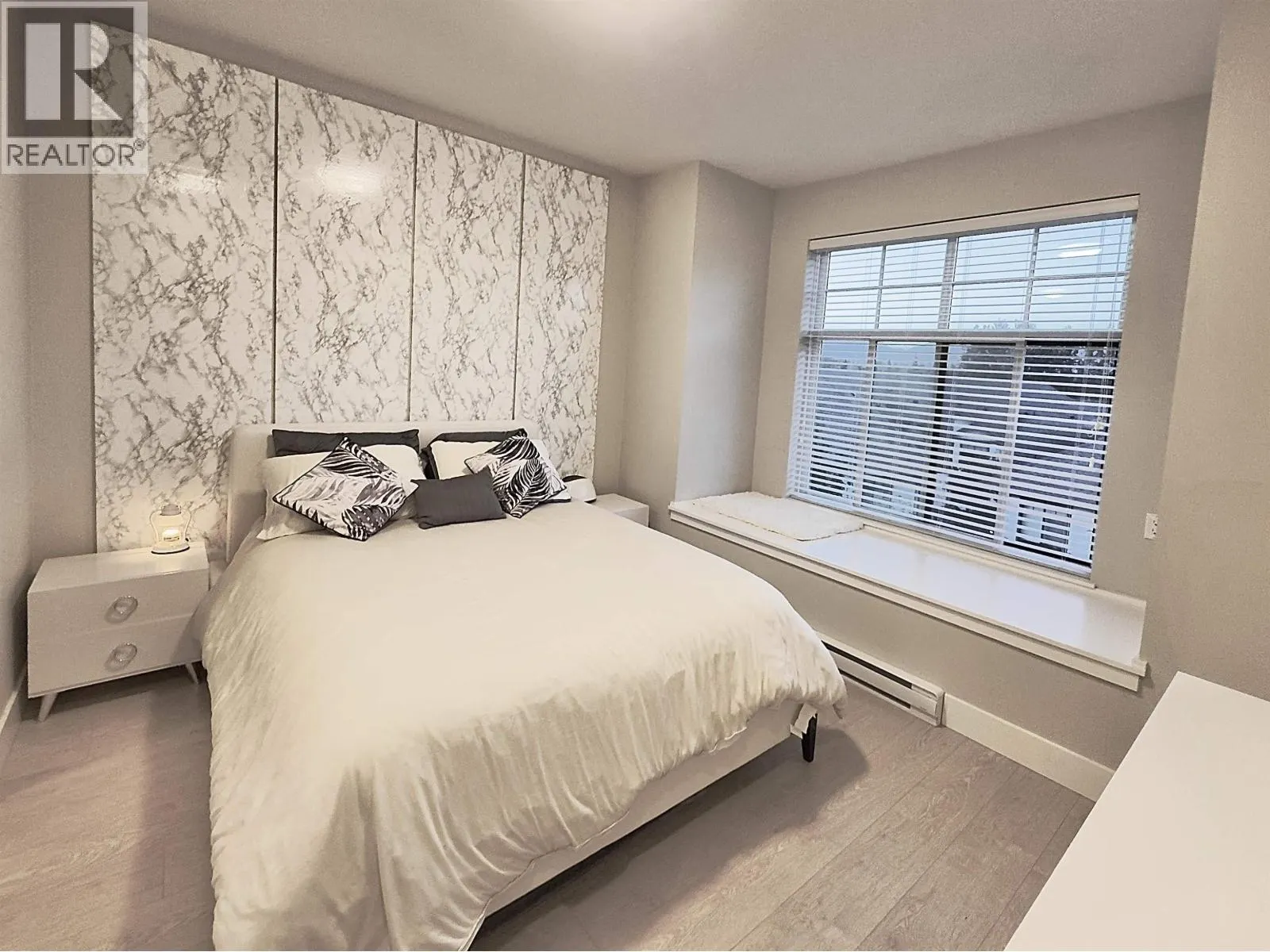 7 5122 CANADA WAY