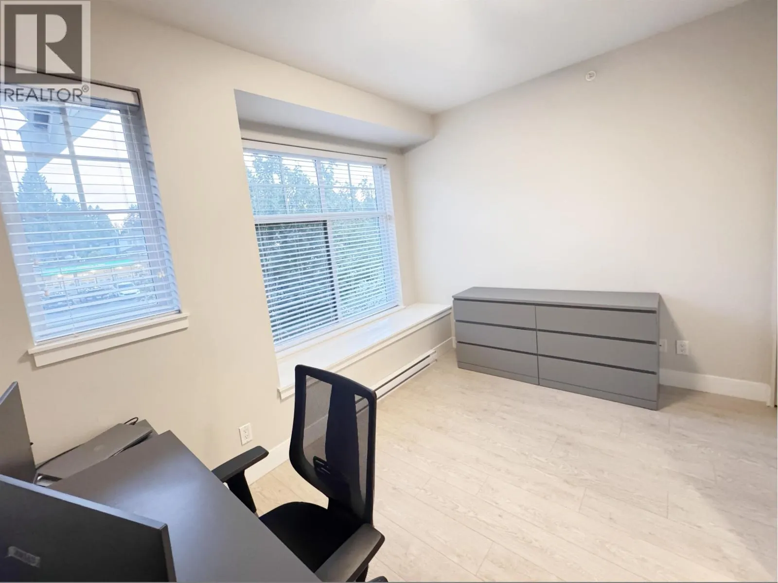 7 5122 CANADA WAY