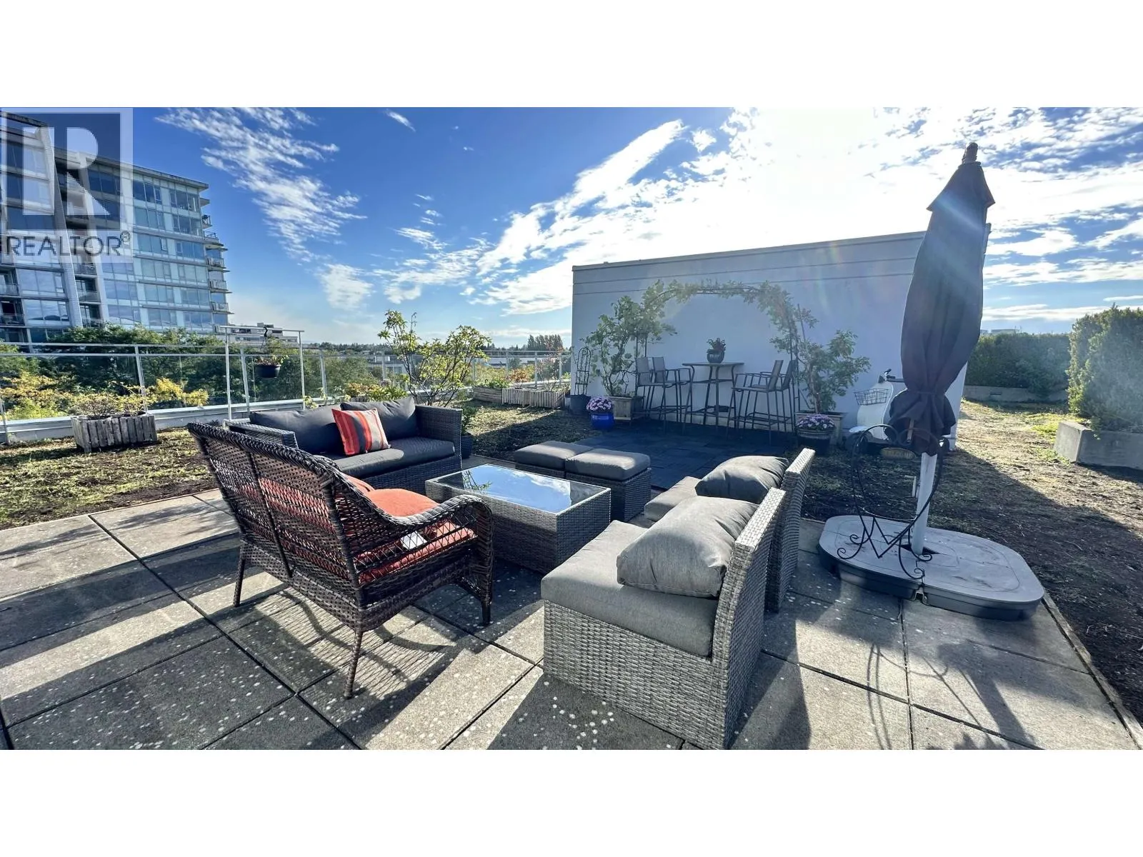 6003 5511 HOLLYBRIDGE WAY