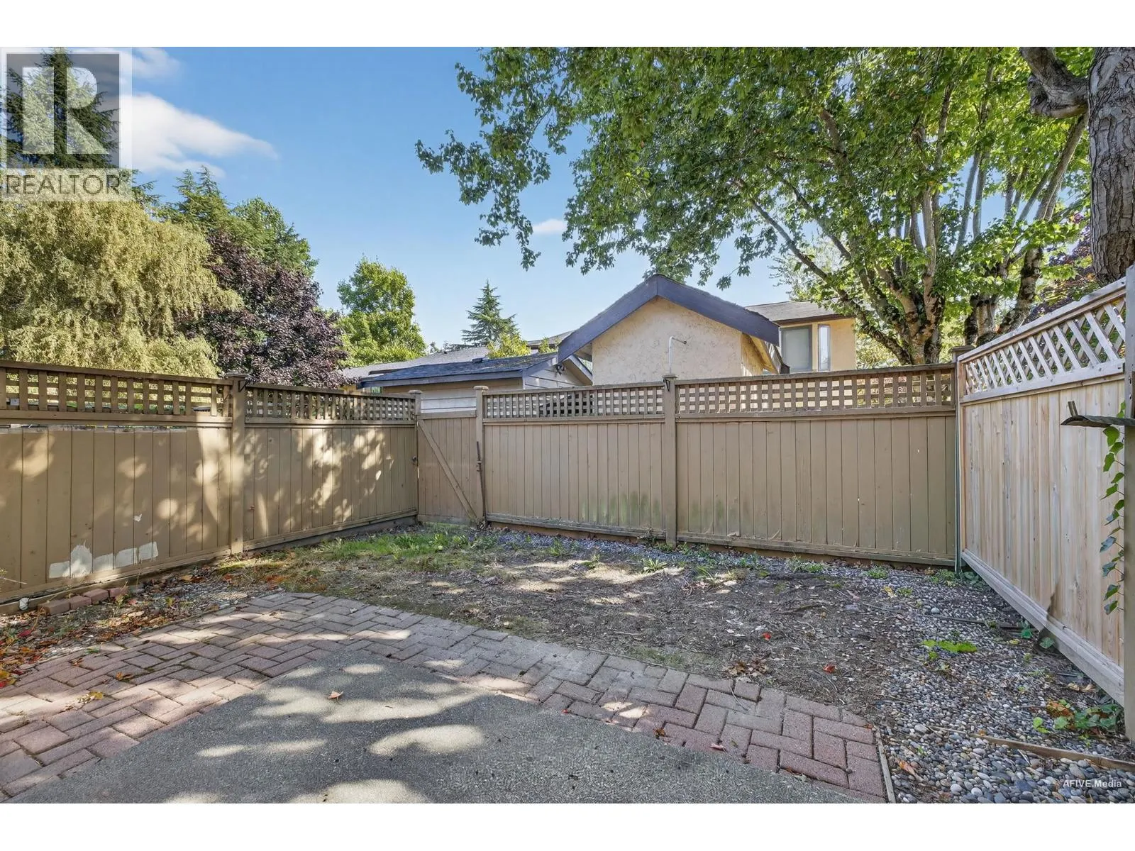 35 6100 TIFFANY BOULEVARD