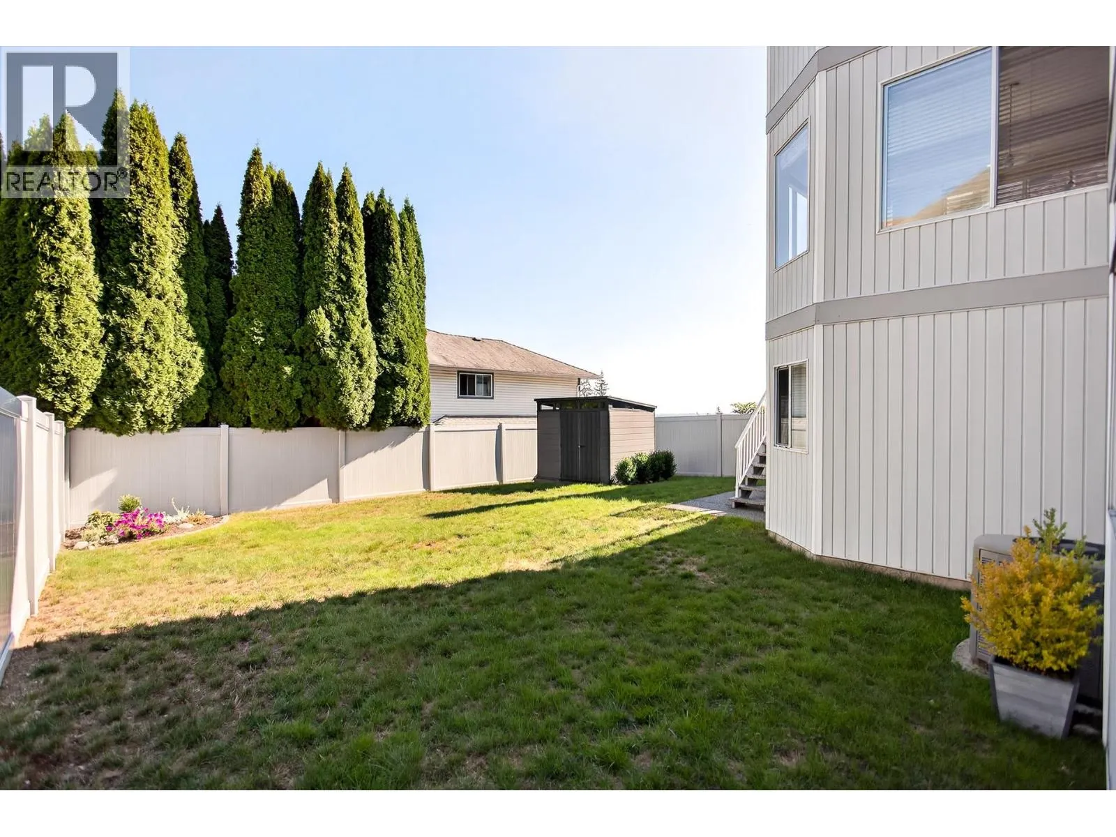 1347 NAPIER PLACE