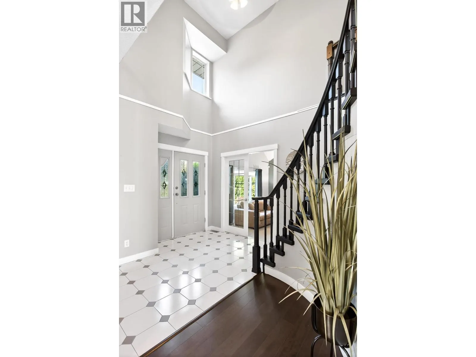1347 NAPIER PLACE