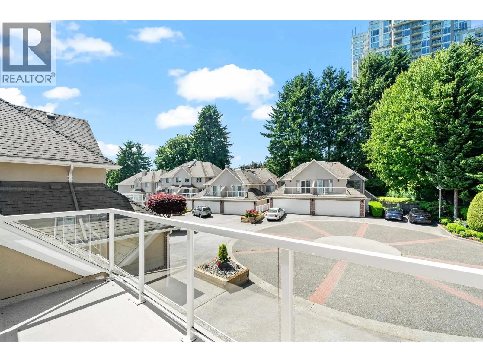 12 72 JAMIESON COURT