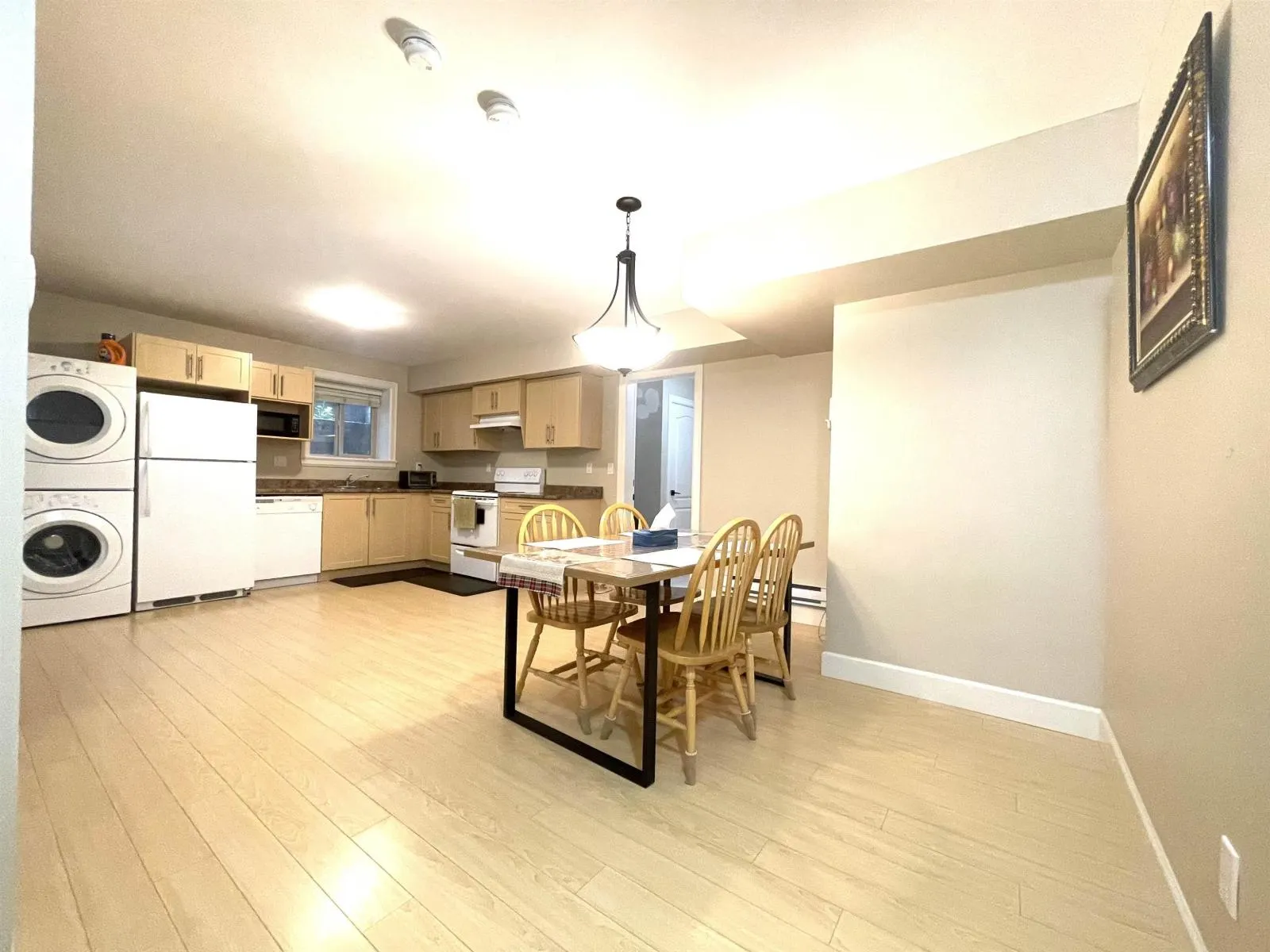 Basement 183xx 67 AVENUE