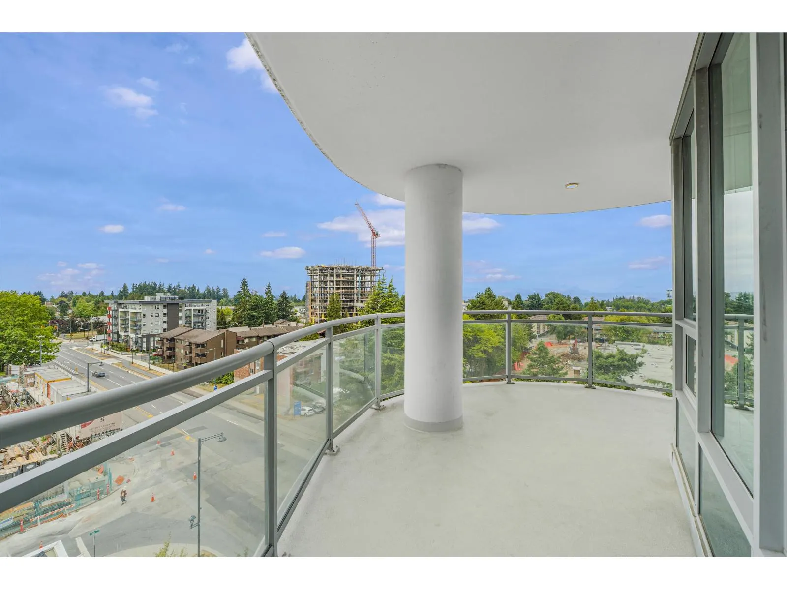 801 13318 104 AVENUE