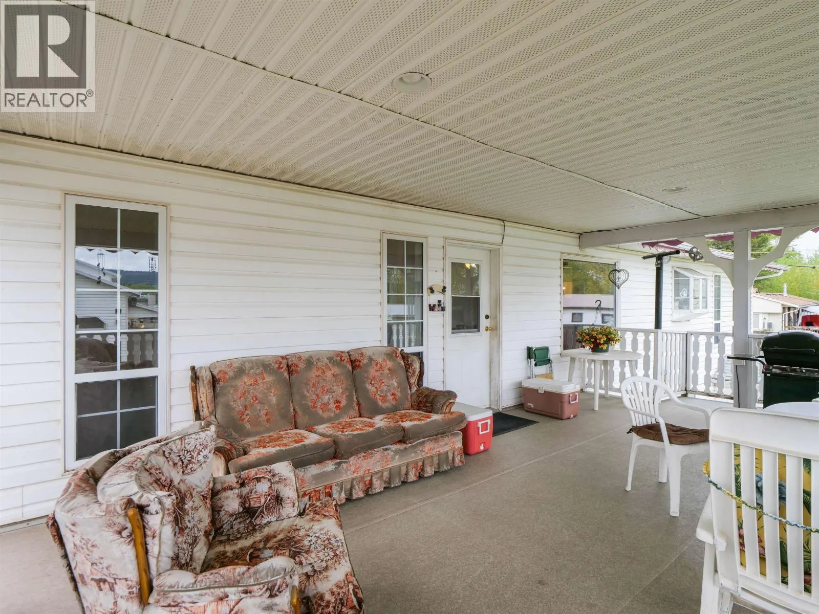 1002 MAPLE HEIGHTS ROAD