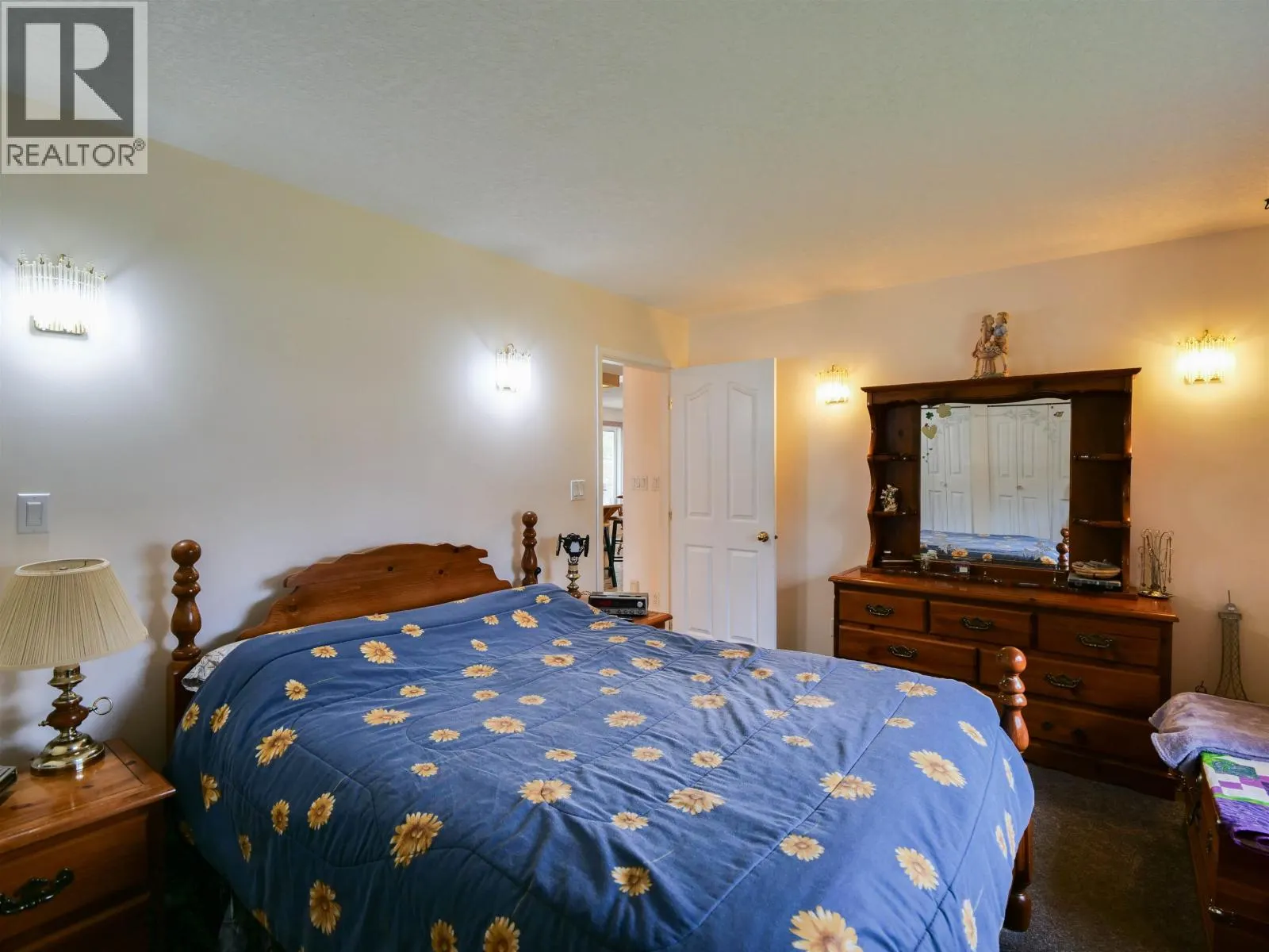 1002 MAPLE HEIGHTS ROAD