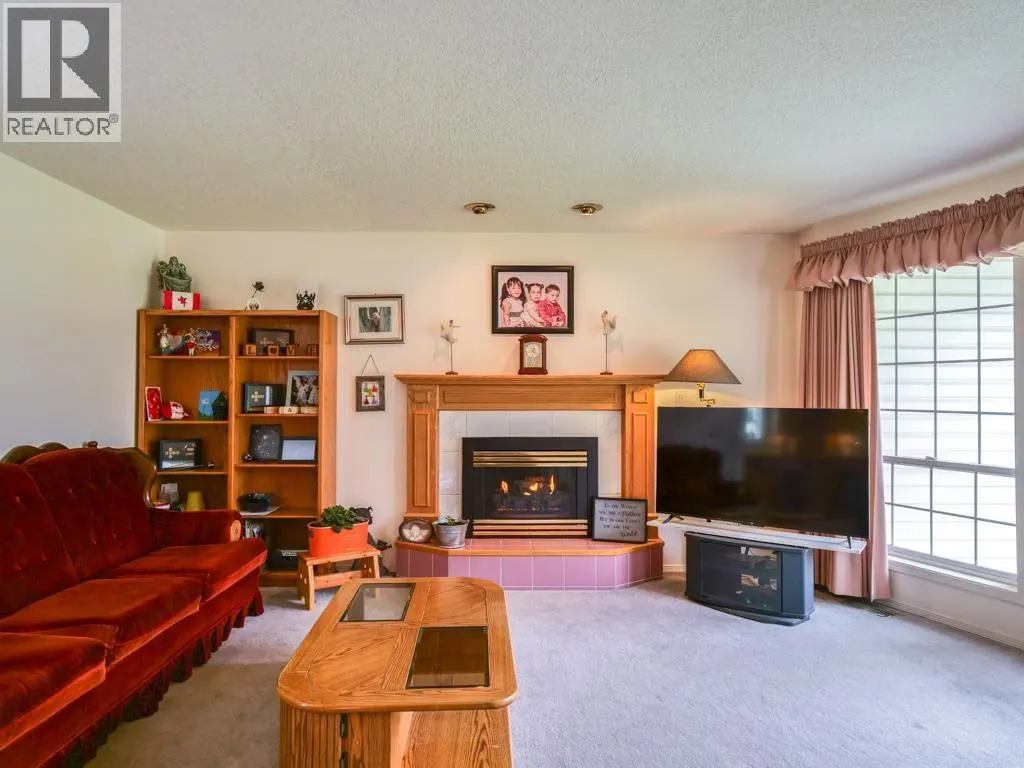 1002 MAPLE HEIGHTS ROAD