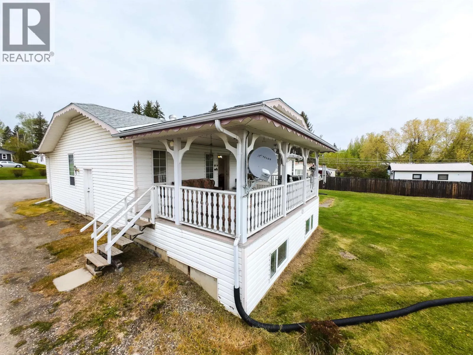 1002 MAPLE HEIGHTS ROAD