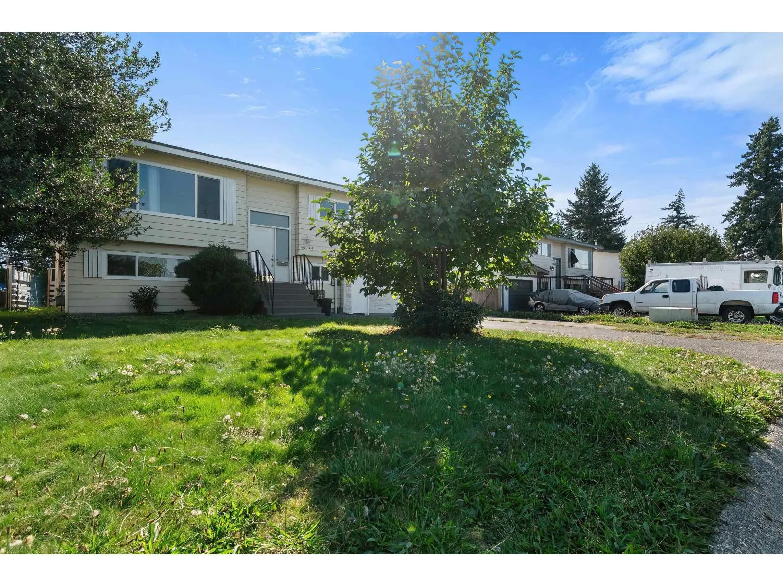 46744 AUBURN PLACE|Chilliwack Proper East