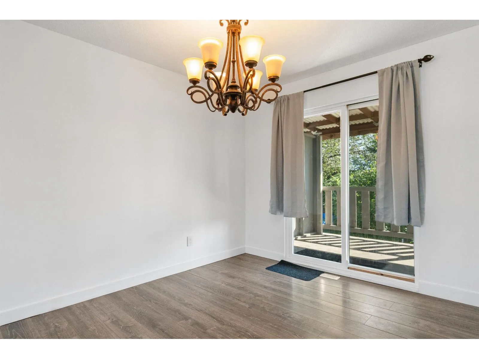 46744 AUBURN PLACE|Chilliwack Proper East