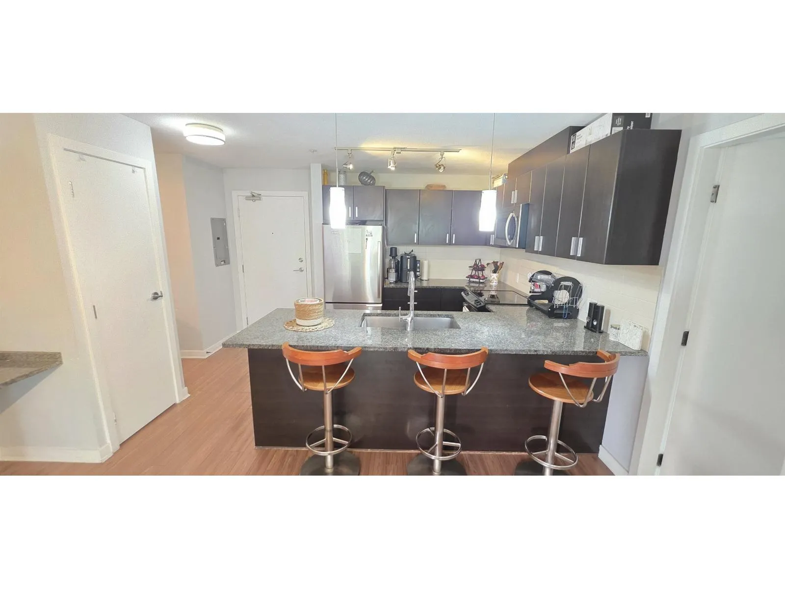 212 7511 120 STREET