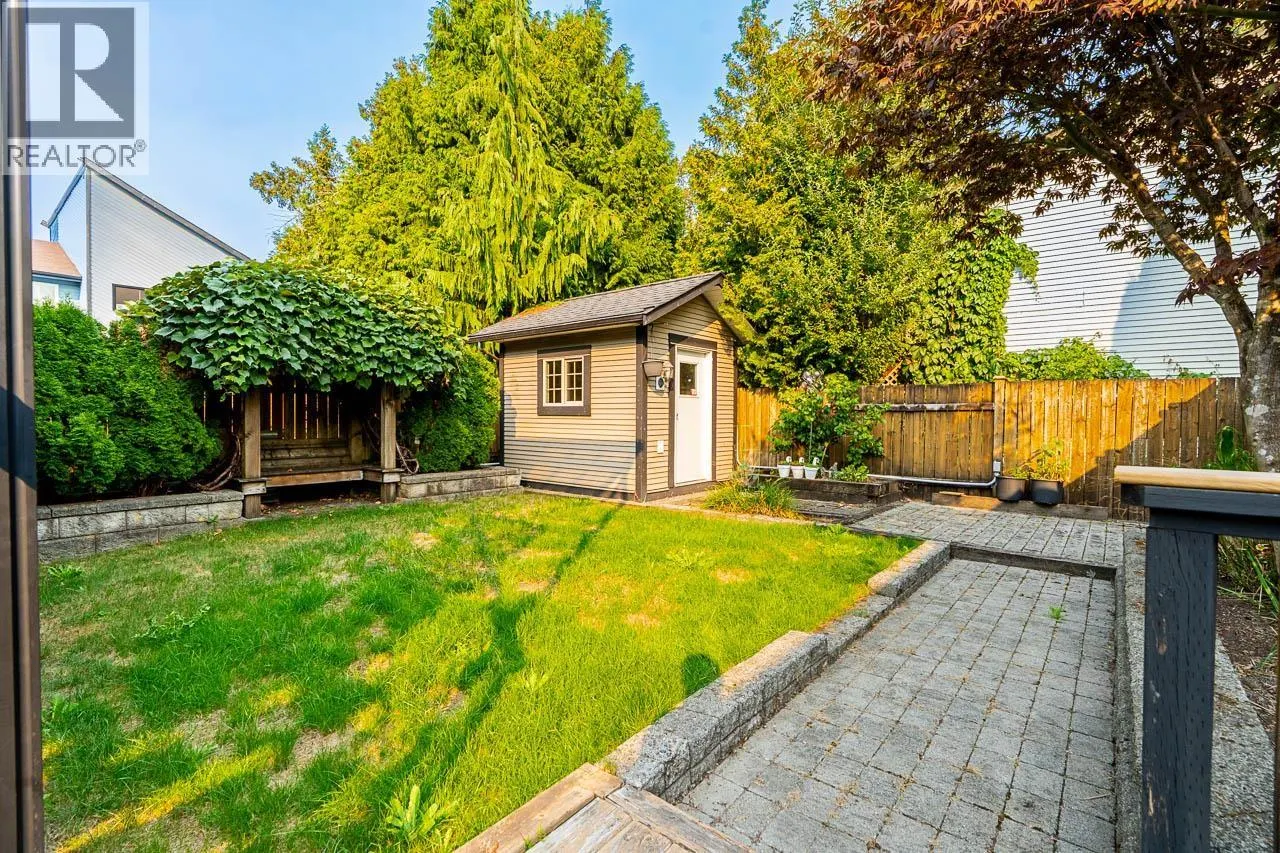 1185 EAGLERIDGE DRIVE