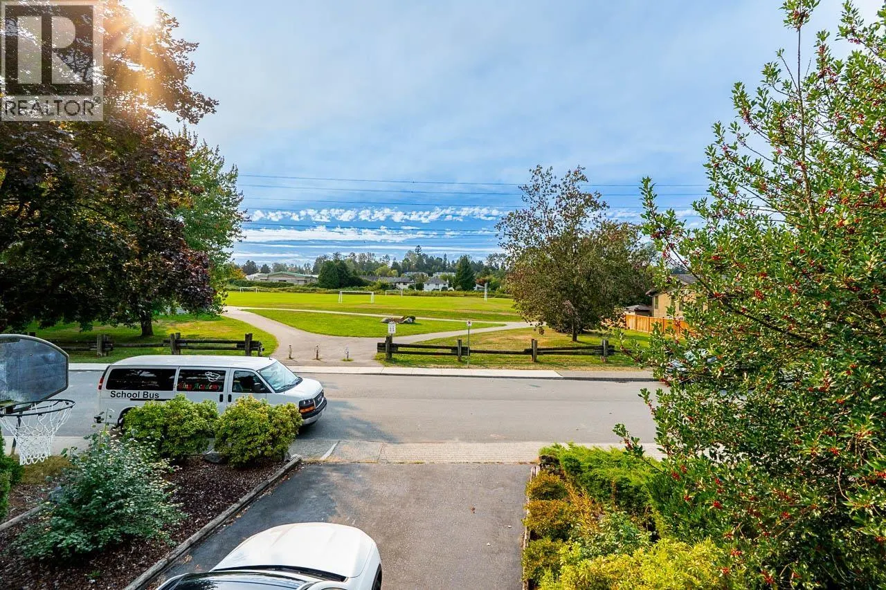 1185 EAGLERIDGE DRIVE