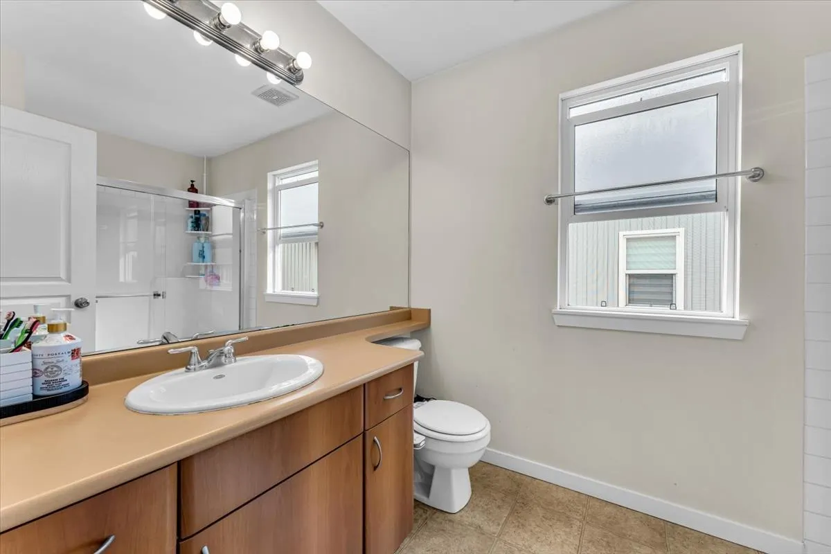 68 12677 63 AVENUE