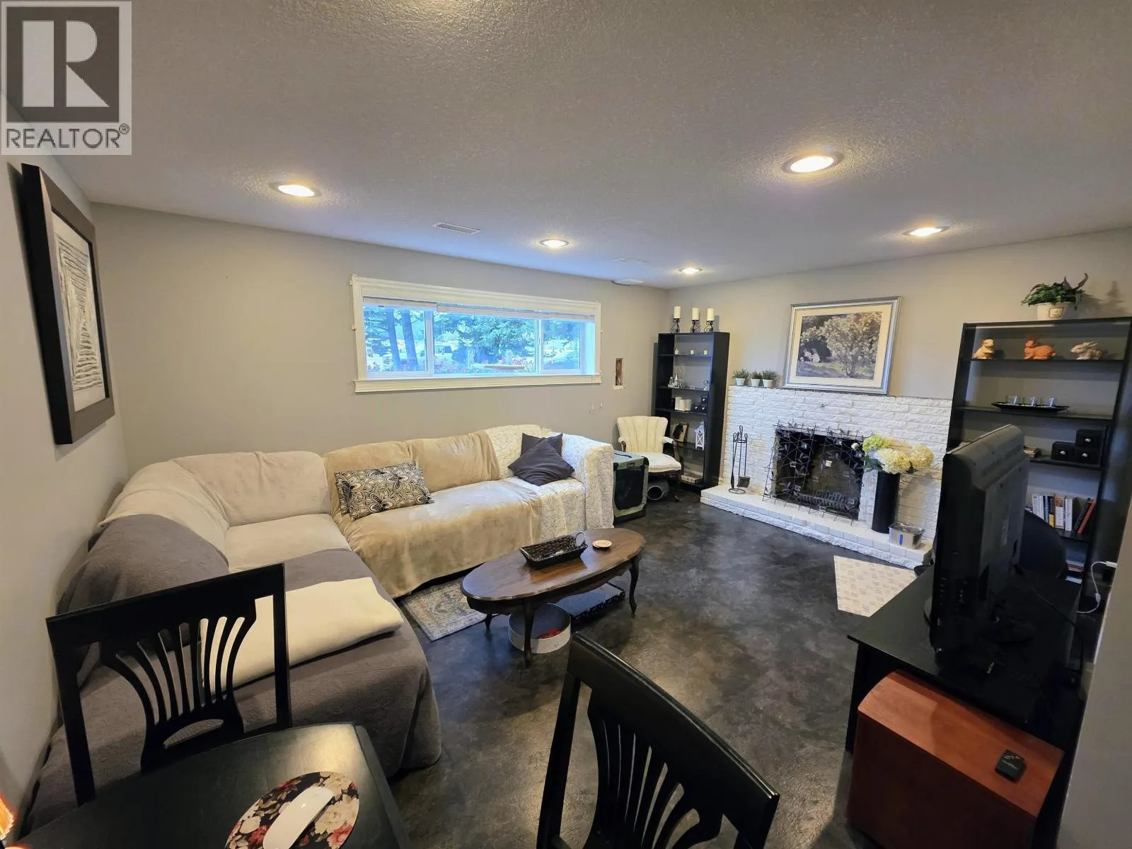 4146 RAINBOW DRIVE