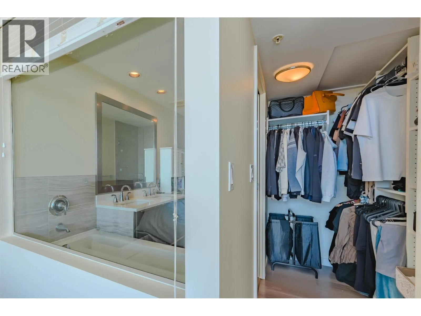PH 1705 8677 CAPSTAN WAY
