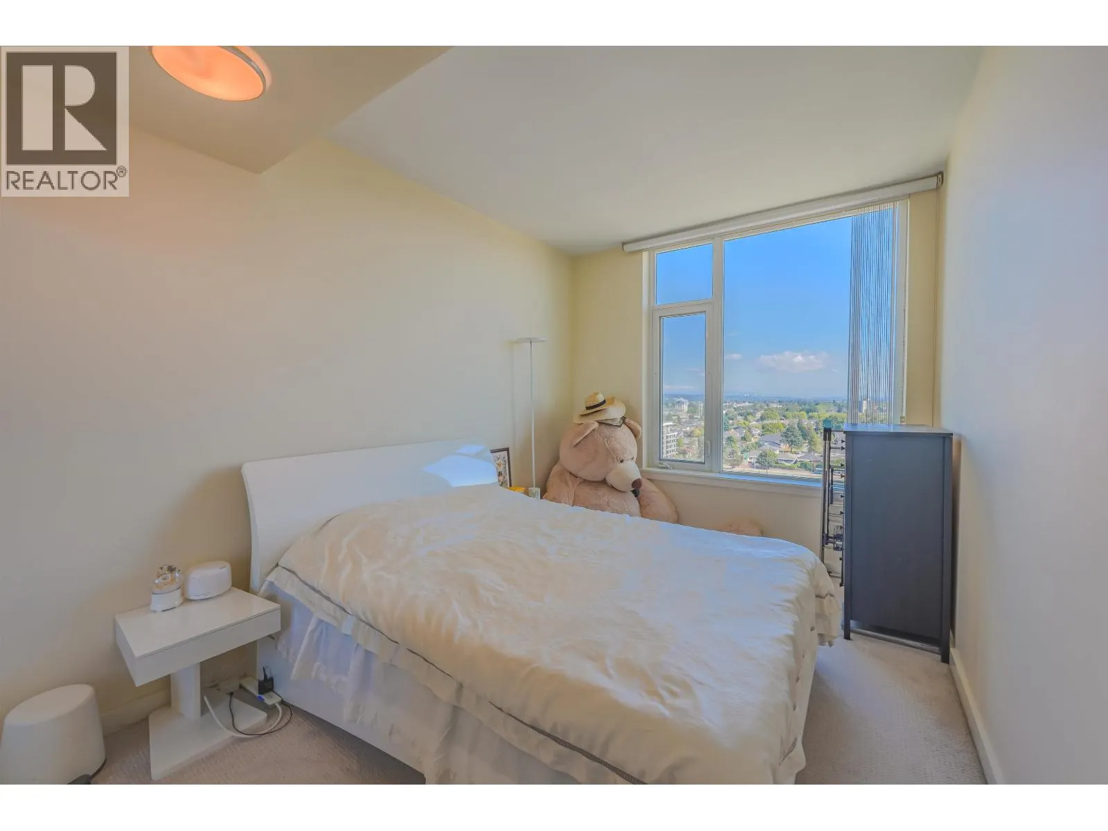 PH 1705 8677 CAPSTAN WAY