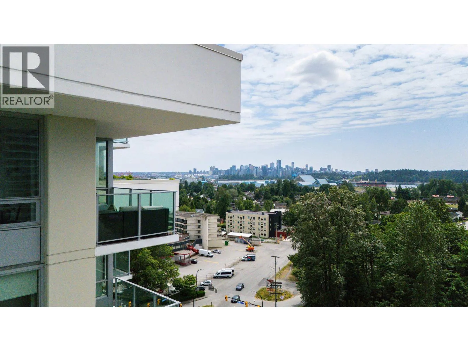1205 1632 LIONS GATE LANE