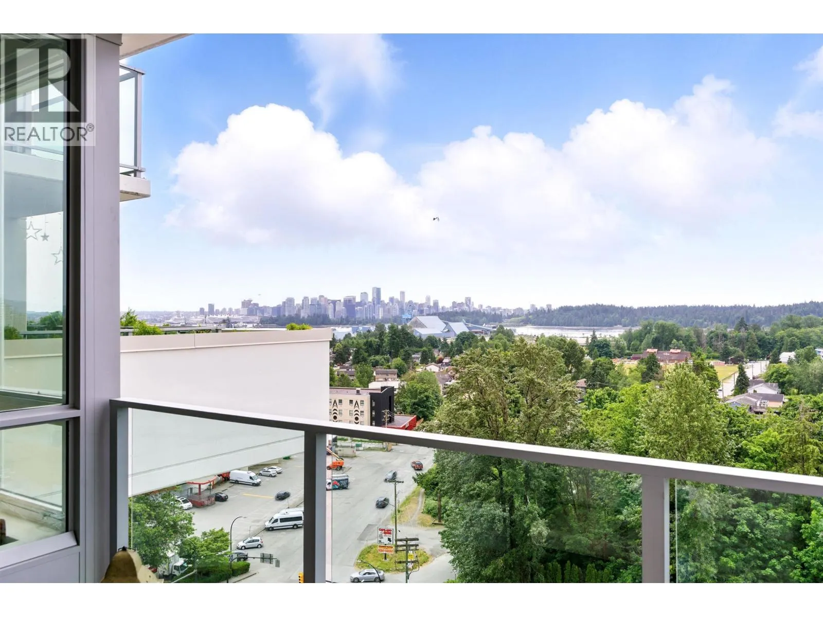 1205 1632 LIONS GATE LANE