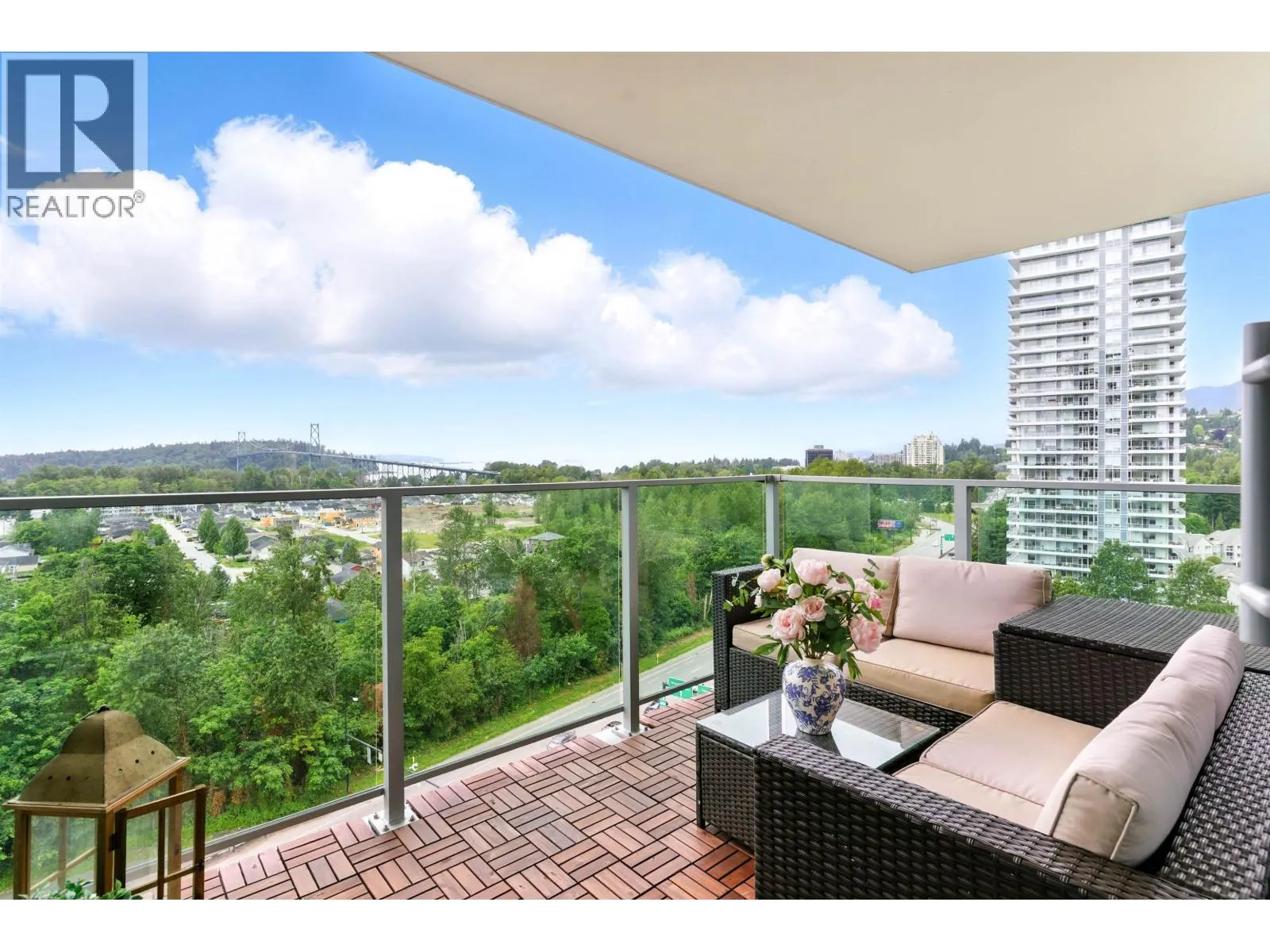 1205 1632 LIONS GATE LANE