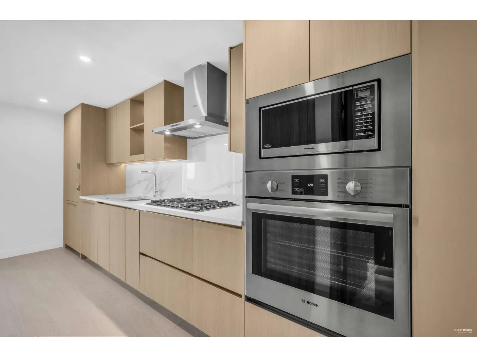 2307 13778 100 AVENUE