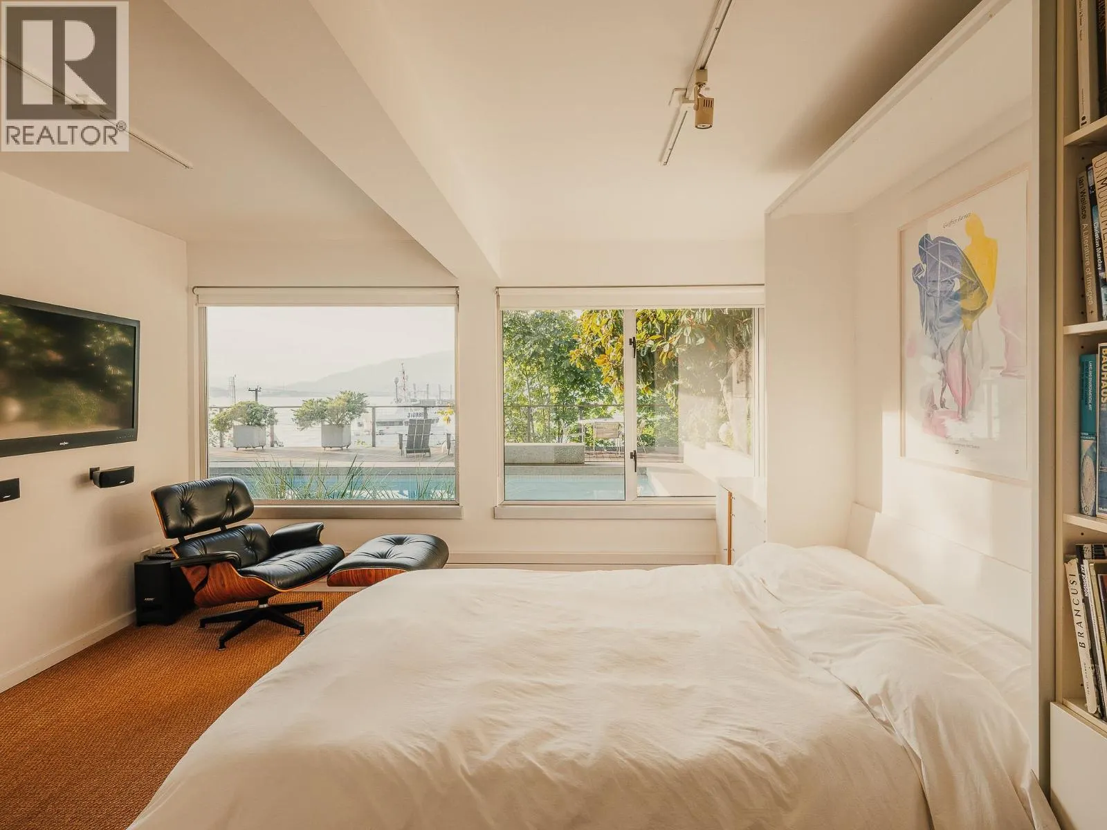 2391 WALL STREET